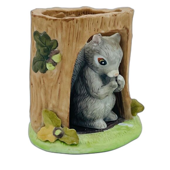 Vintage Franklin Porcelain Squirrel in Tree Stump Woodland Surprises Series 1984 - Picture 2 of 9